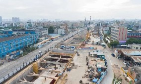 東部快線地鐵14號(hào)線明年通車，旭東圍擋廠家為城市安全建設(shè)美麗屏障！