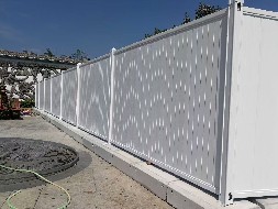 老客戶推薦新客戶，沙井道路維修項(xiàng)目再選旭東PVC圍擋